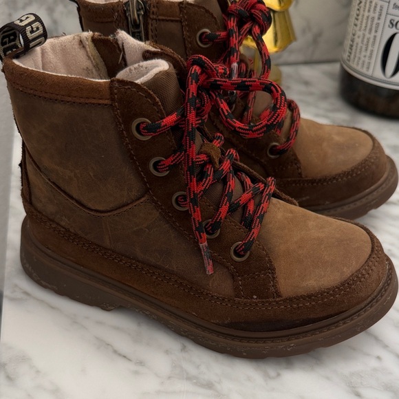 UGG Kids Brown Boots with Red Checkered Laces - Picture 3 of 6